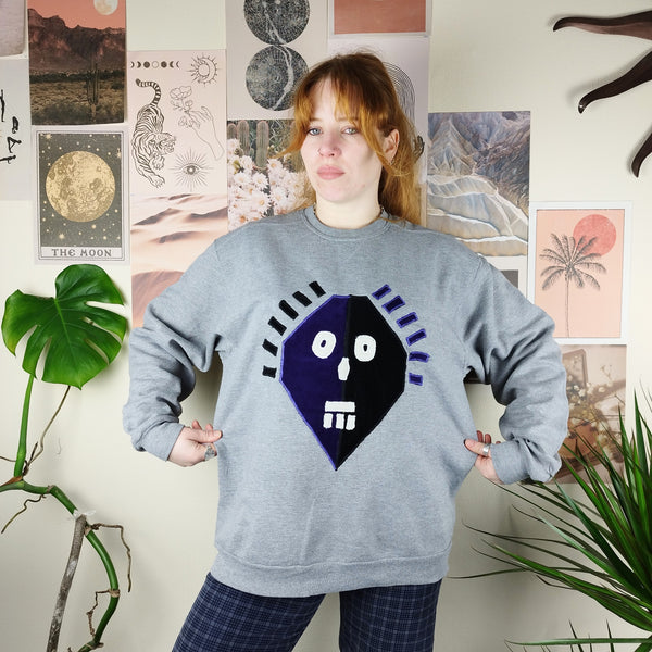 Tribal mask sweater in grey (L)