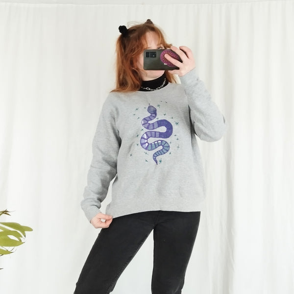 Serpent sweater in grey (M)