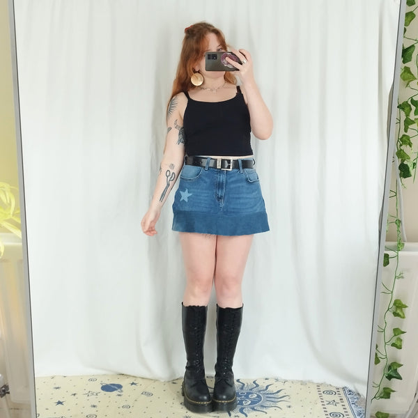 Denim mini skirt (W34-36)