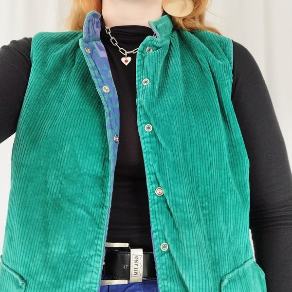 Jumbo cord reversible gilet (M)