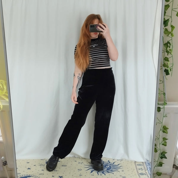 Witchy black velvet trousers (M)