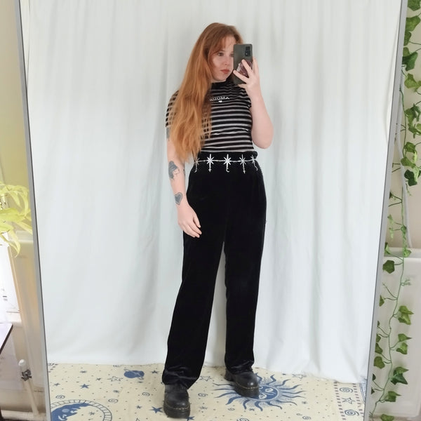 Witchy black velvet trousers (M)