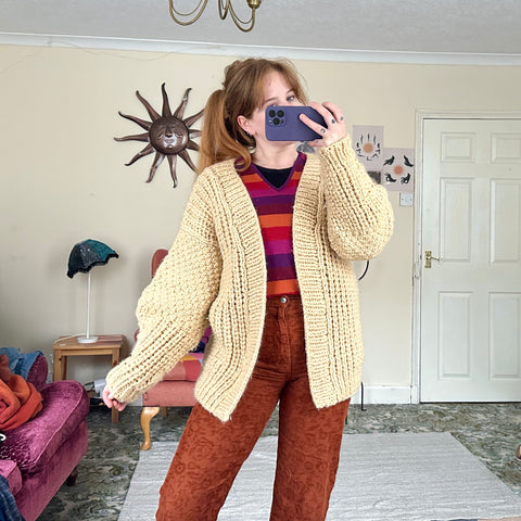 Chunky knit cardigan (L)
