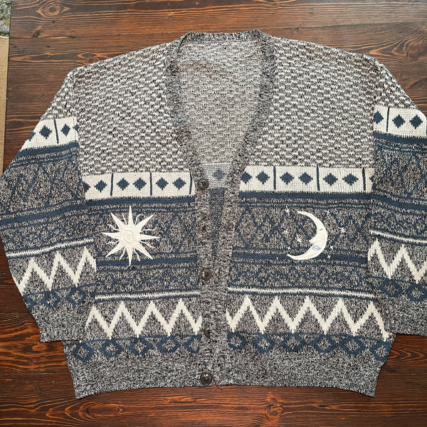 Sun and moon knit cardigan (XL)