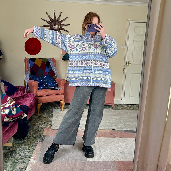 Pastel fleece (L)