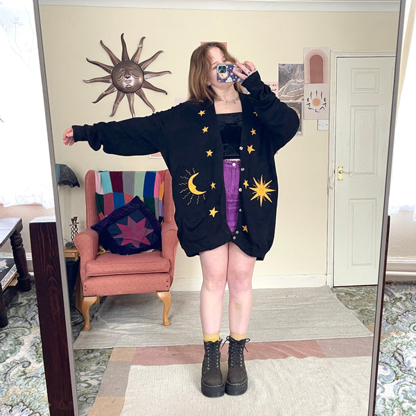 Sun and moon knit cardigan (XL)