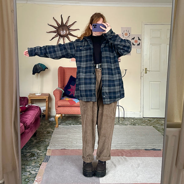 Storm plaid jacket (L)
