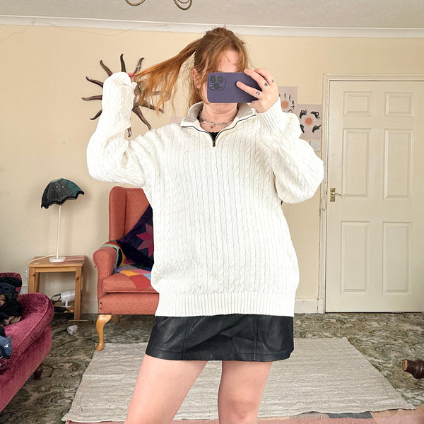 Cable knit jumper (M)