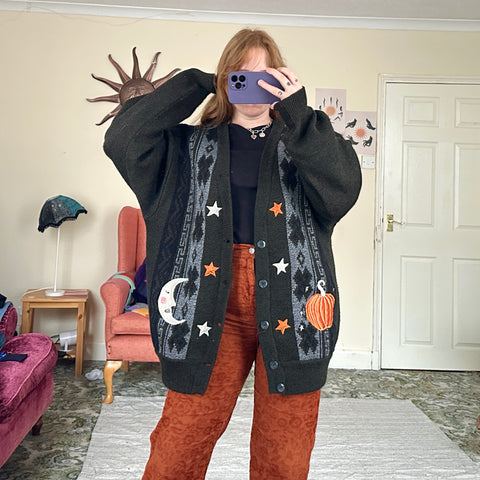 Pumpkin cardigan (2XL)