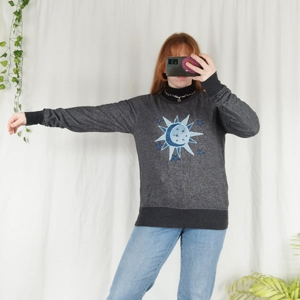 Sun and moon sweater in grey (S)
