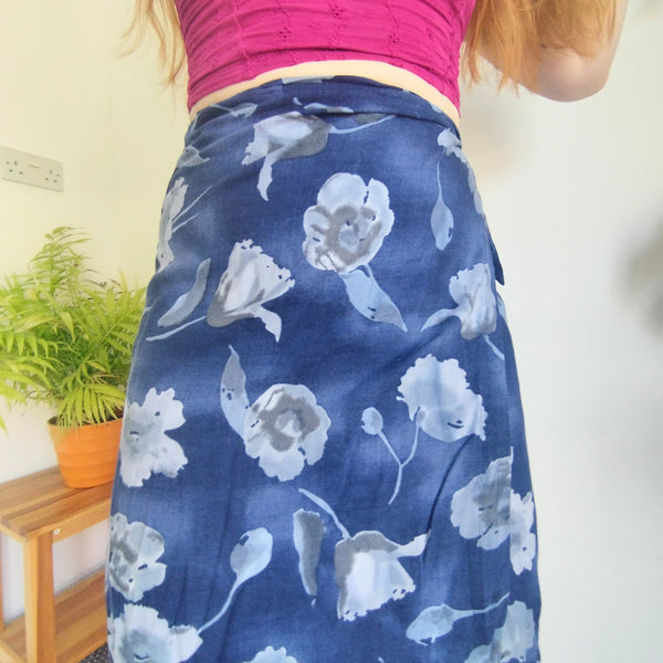 Indigo floral wrap skirt (S)