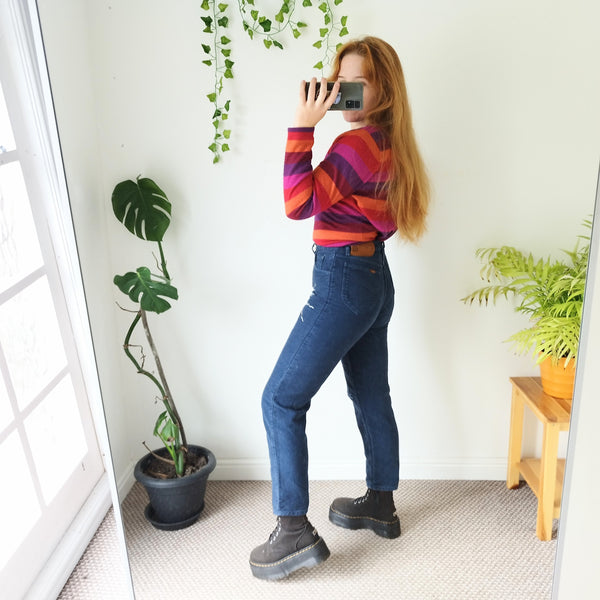 Strawberry moon mom jeans (W27)