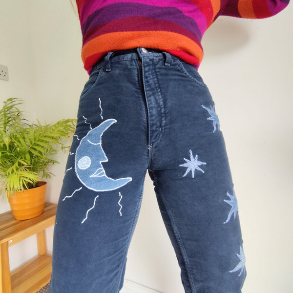 Strawberry moon mom jeans (W27)