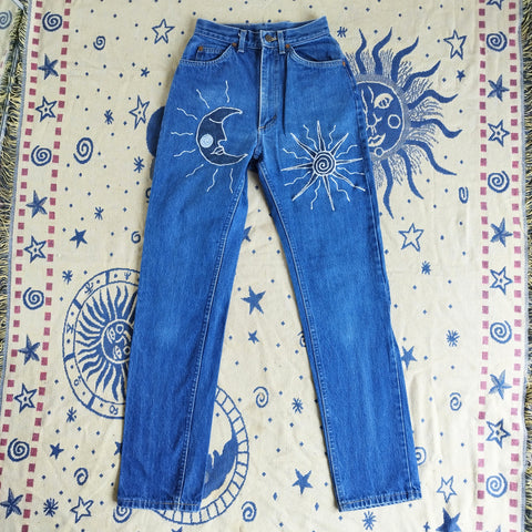 Moonrise mom jeans (W24)