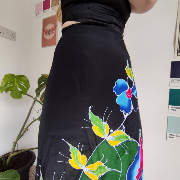 Carnation wrap skirt (L)