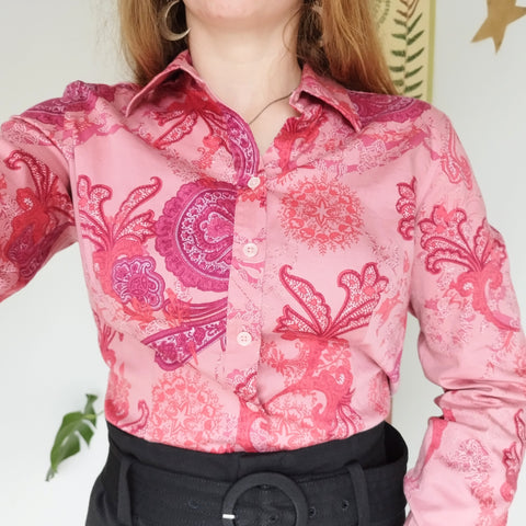Rose paisley art shirt (S)