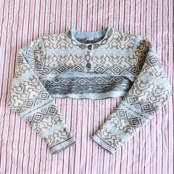 Button knit shrug (XL)