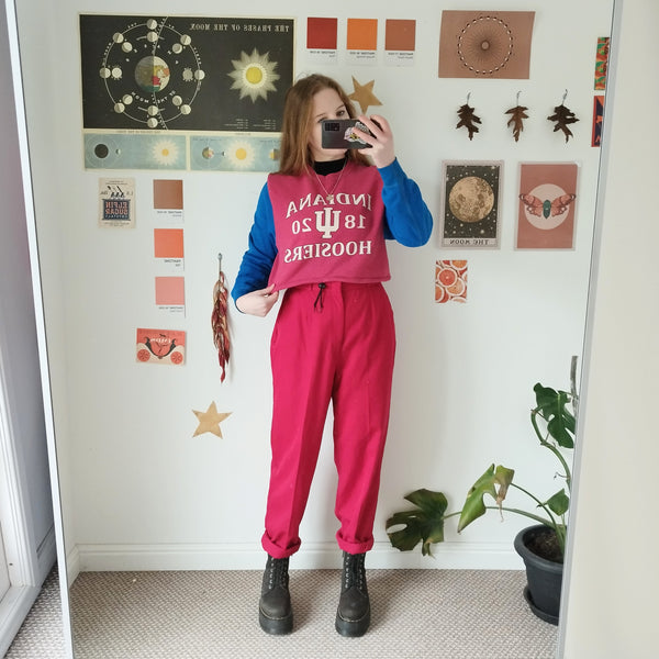 Berry cropped sweater (S)