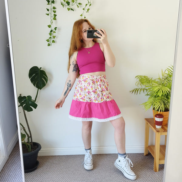 Pink floral prairie skirt (S)